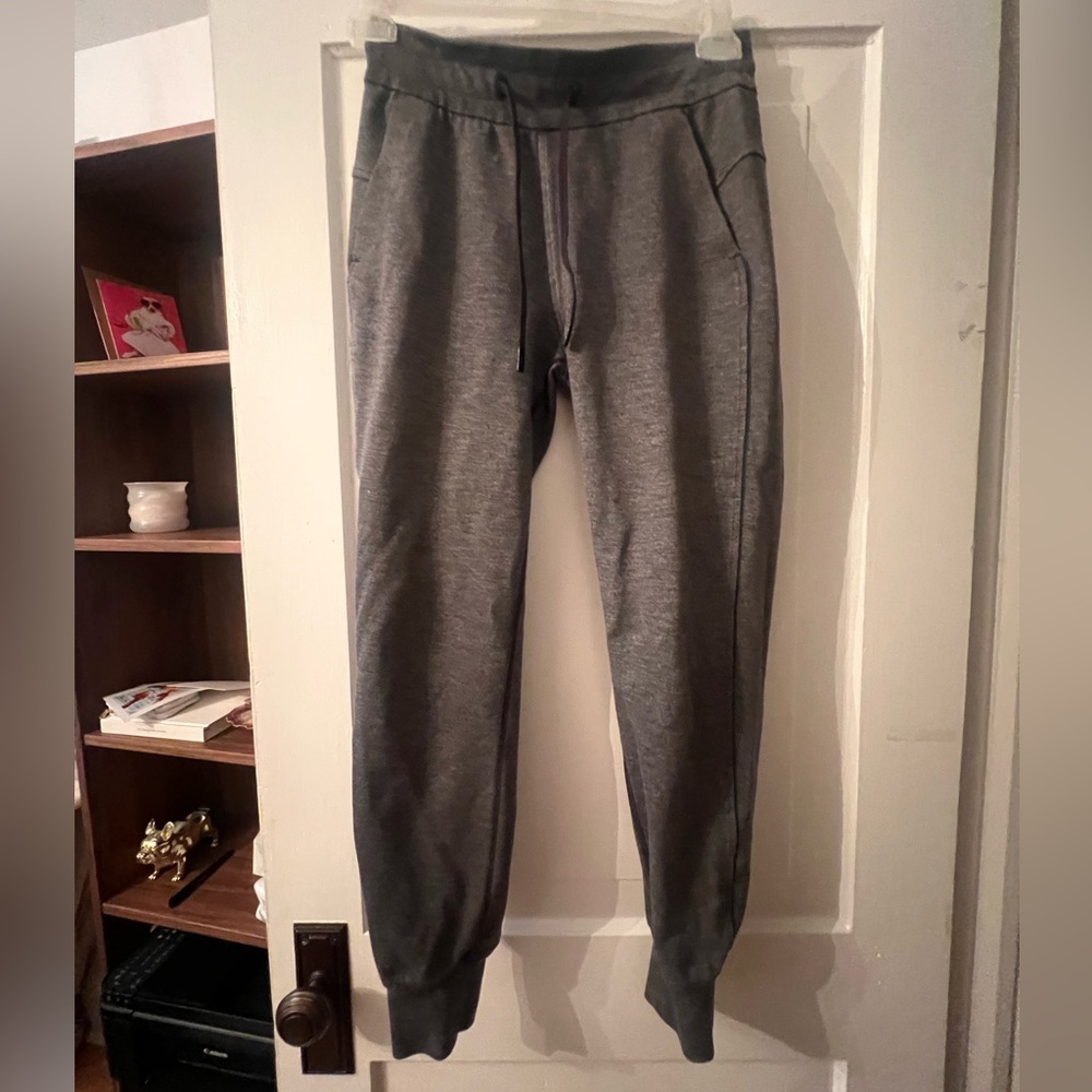 Lululemon joggers